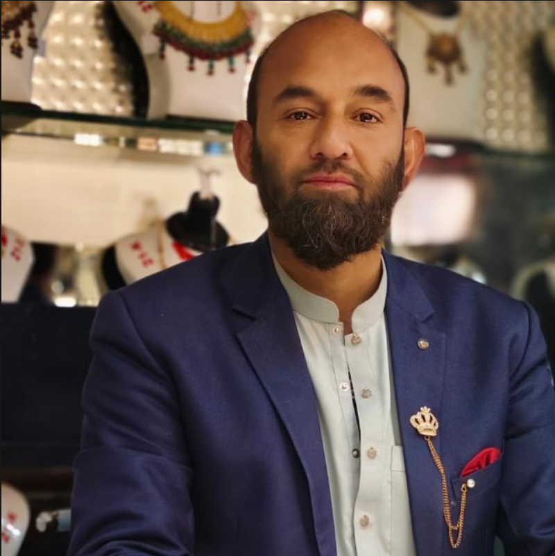 Shakeel Gems & Jewellers – Owner