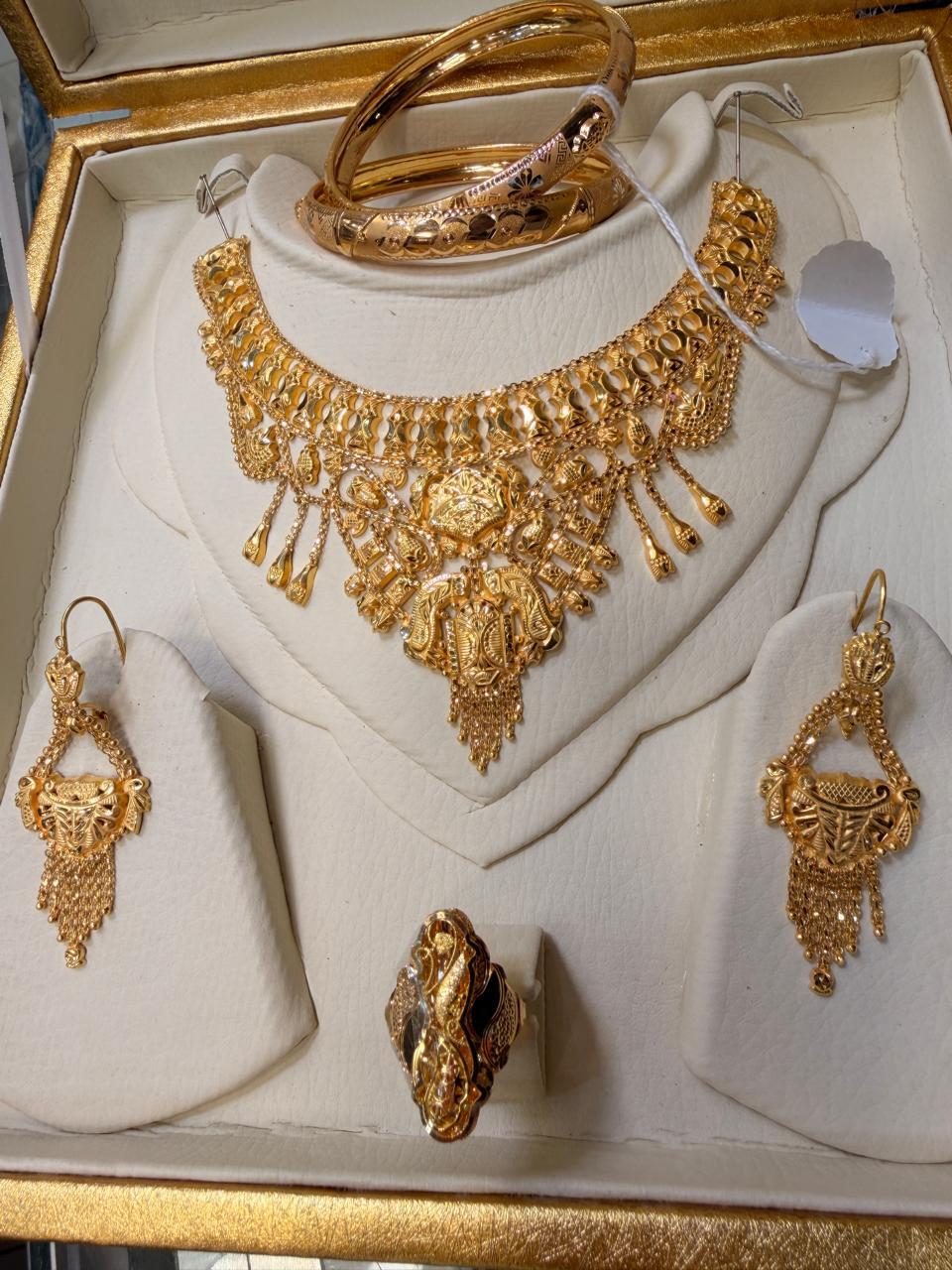22K Gold Bridal Set