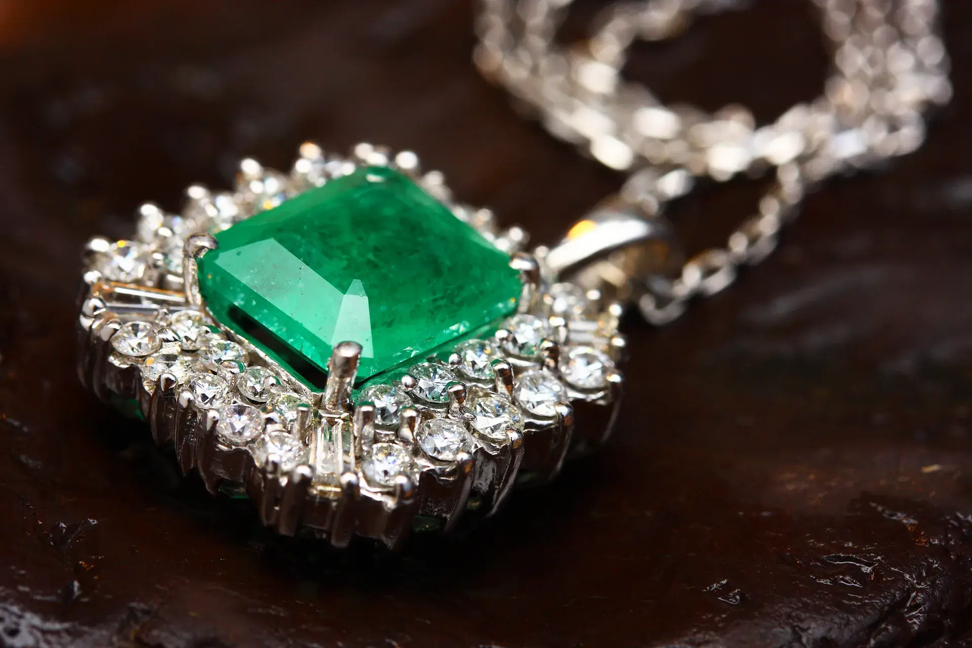 Certified gemstones and gold jewellery being inspected at Shakeel Gems & Jewellers (Shakeel Saraf), Mansehra